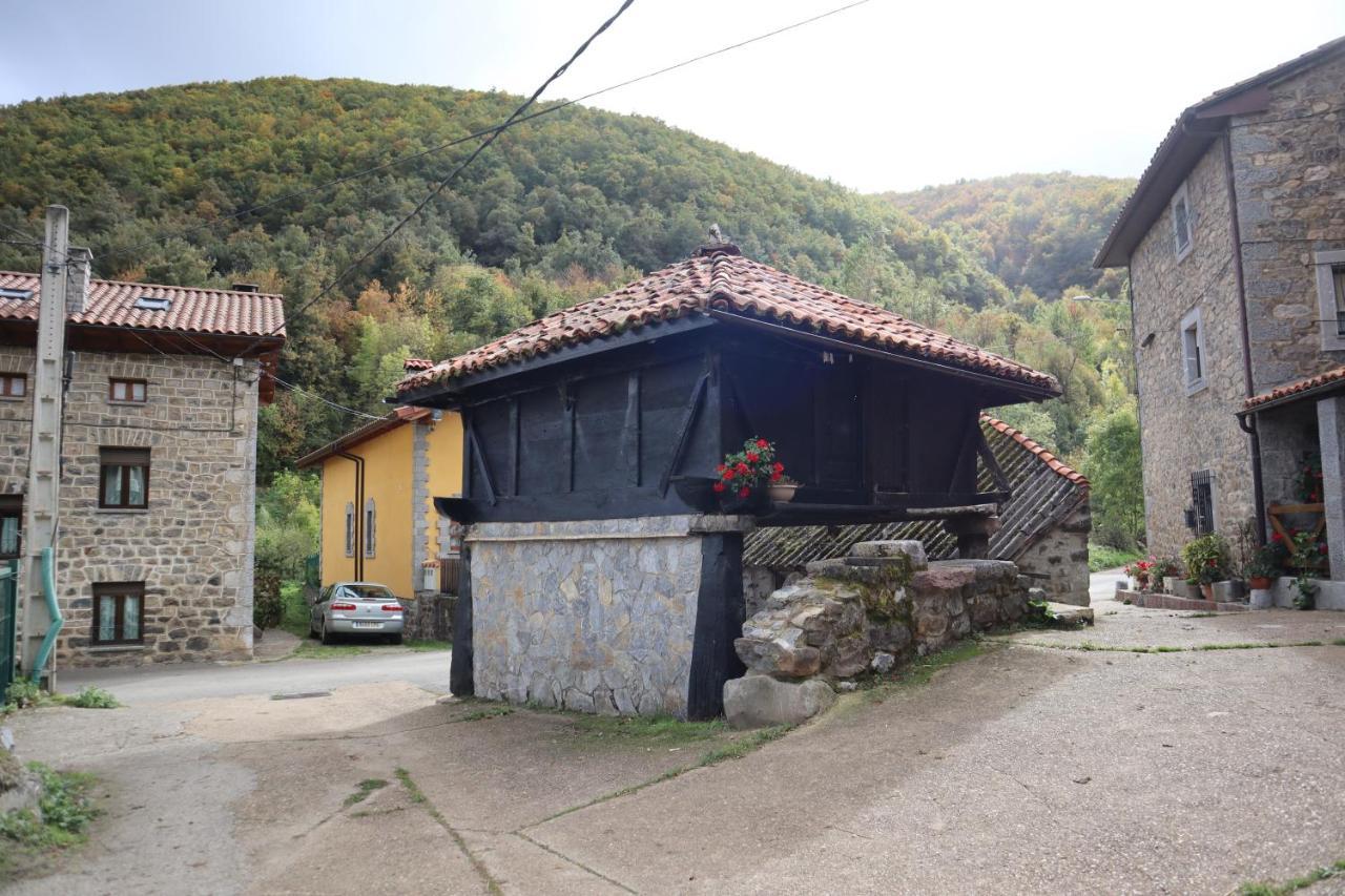 Casa Rural Pambuches Soto De Valdeon ภายนอก รูปภาพ